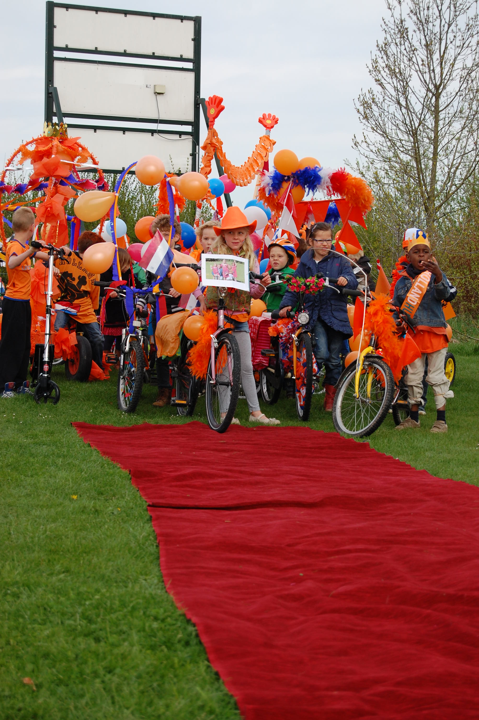 FIETSTOCHT ORANJELENT